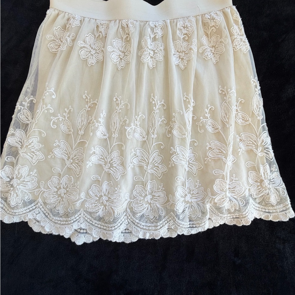 Forever 21 ivory lace skirt size L - Picture 8 of 11